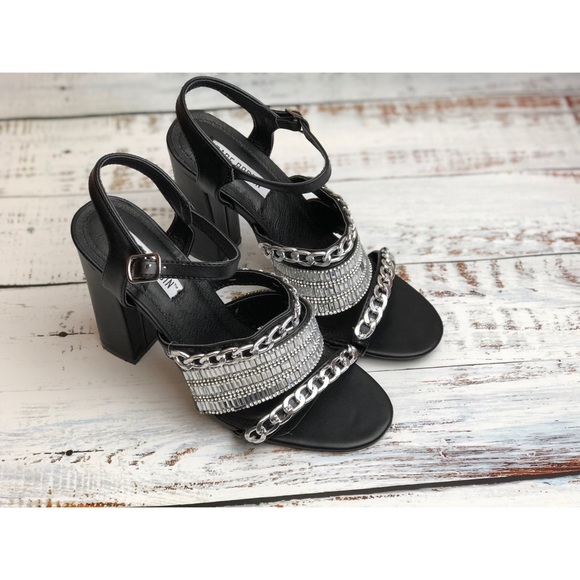 Black Heels - Picture 2 of 7